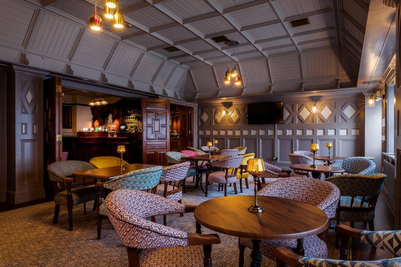 The Newgrange Hotel Наван Экстерьер фото