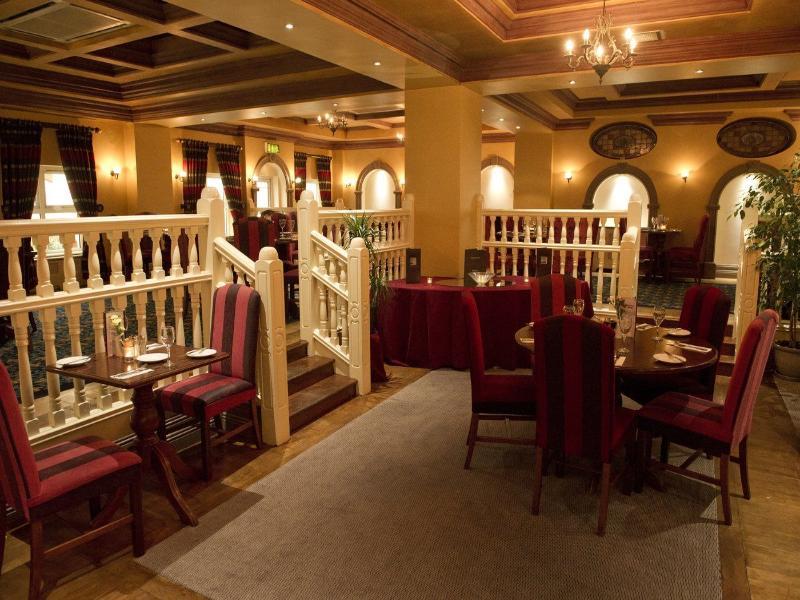 The Newgrange Hotel Наван Экстерьер фото