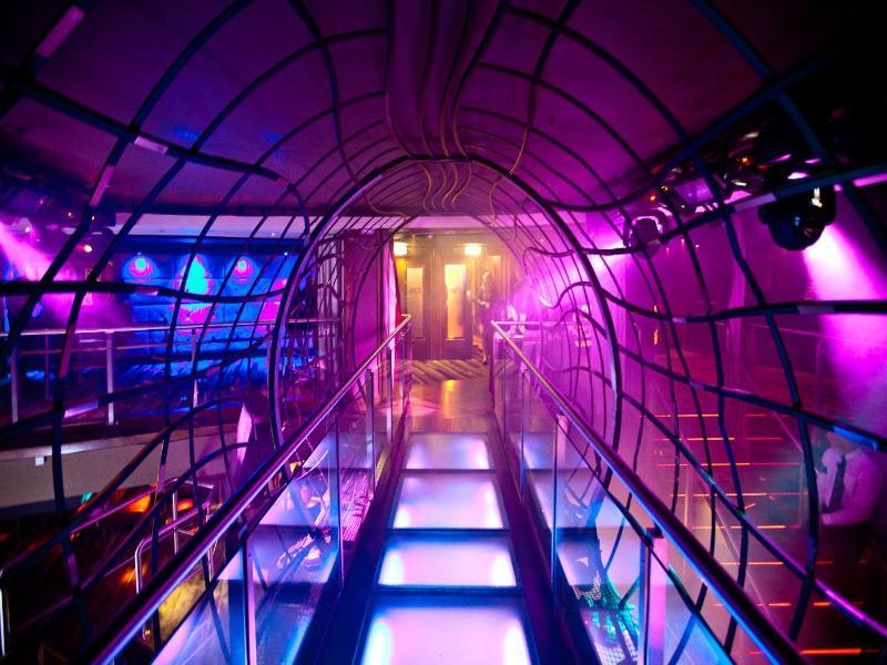 The Newgrange Hotel Наван Экстерьер фото
